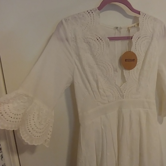 Essue Bell Sleeve Dress - Picture 2 of 4